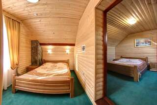 Курортные отели Hotel Podgorie Spa Буковель Улучшенный люкс с 2 спальнями-1